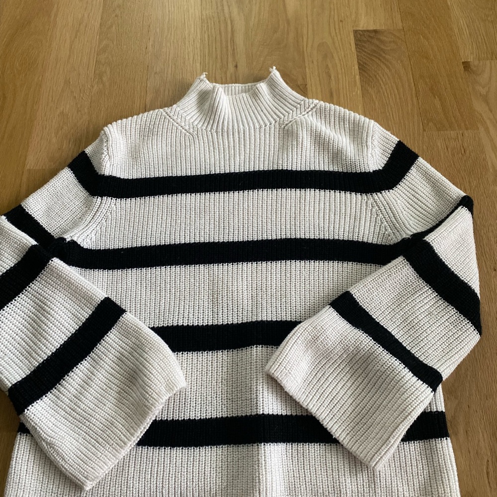 Banana Sweater